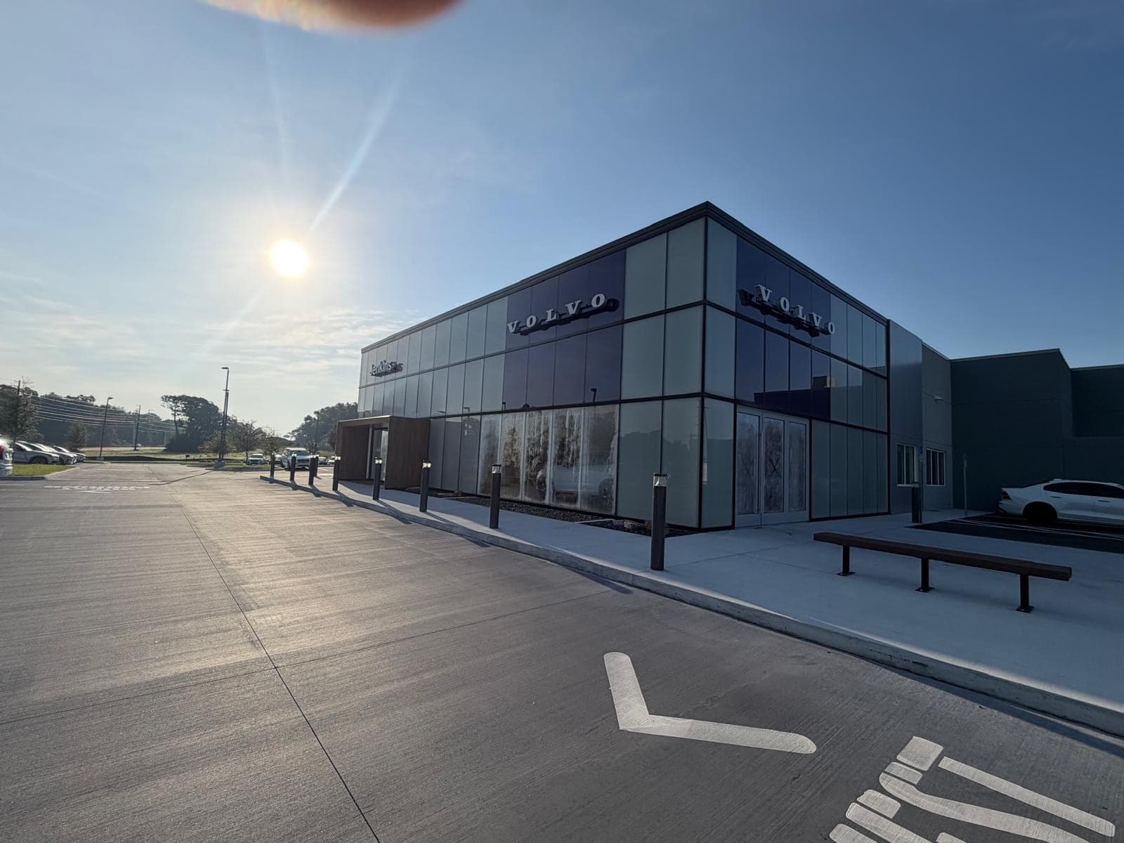 Volvo — photo 26